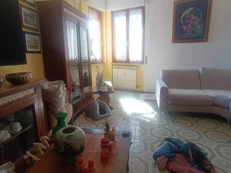Immagine 5 di Appartamento in vendita  a Carrara