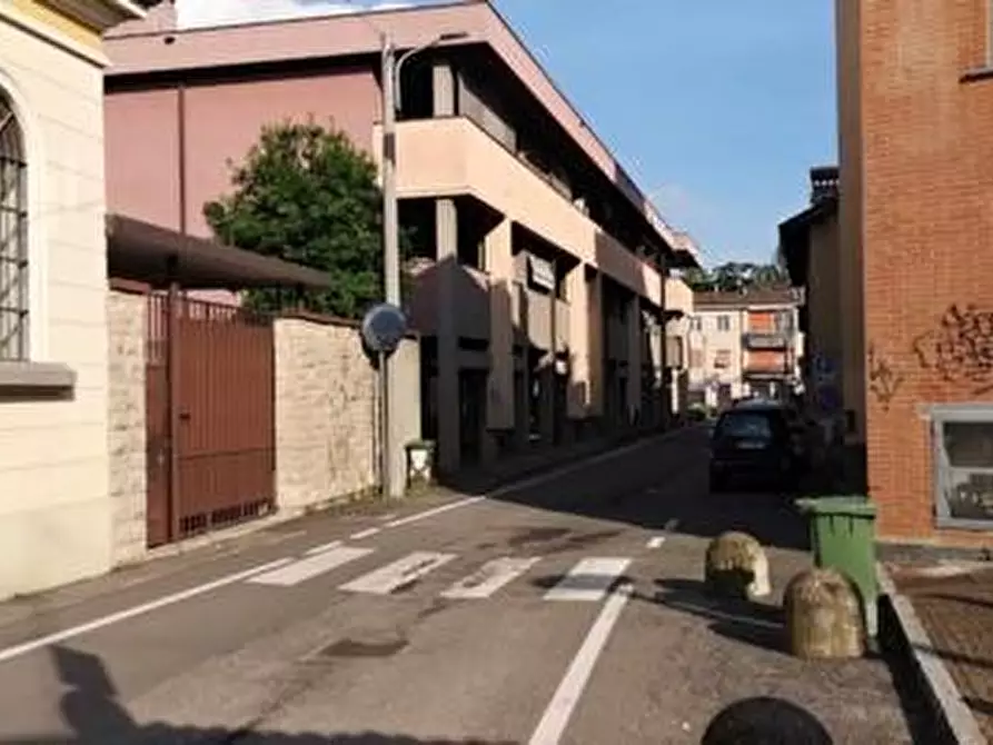 Immagine 2 di Appartamento in vendita  a Arcore