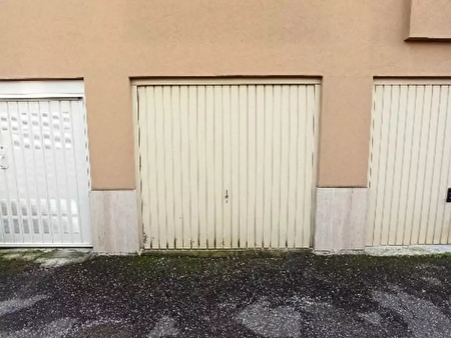 Immagine 11 di Appartamento in vendita  a Arcore