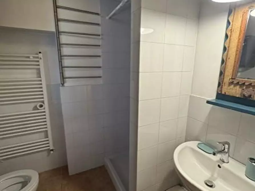 Immagine 29 di Casa colonica in vendita  a Calci