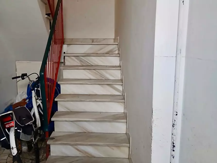 Immagine 11 di Appartamento in vendita  a Viareggio