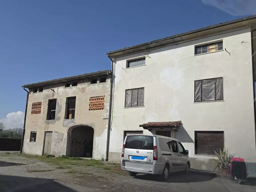 Immagine 1 di Casa indipendente in vendita  a Capannori