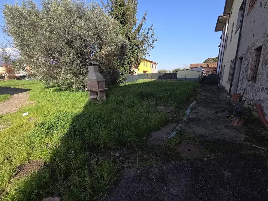 Immagine 34 di Casa indipendente in vendita  a Capannori