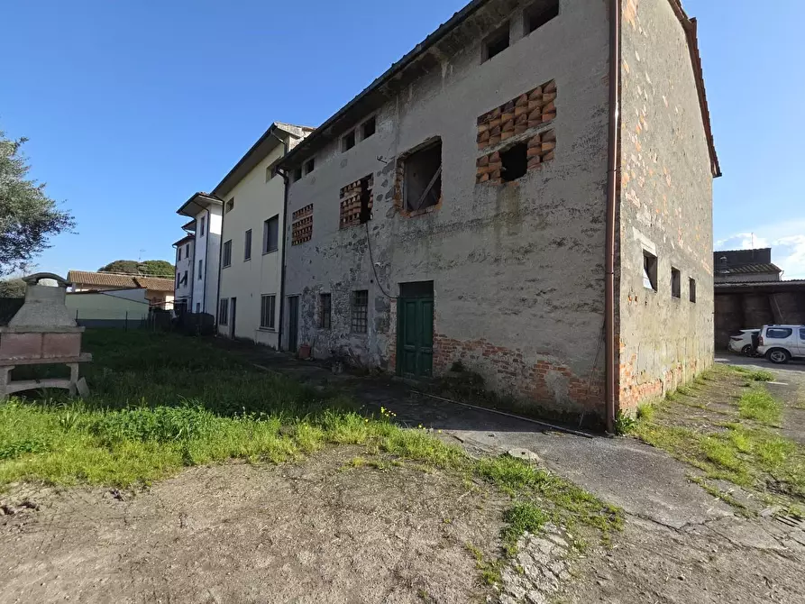 Immagine 31 di Casa indipendente in vendita  a Capannori