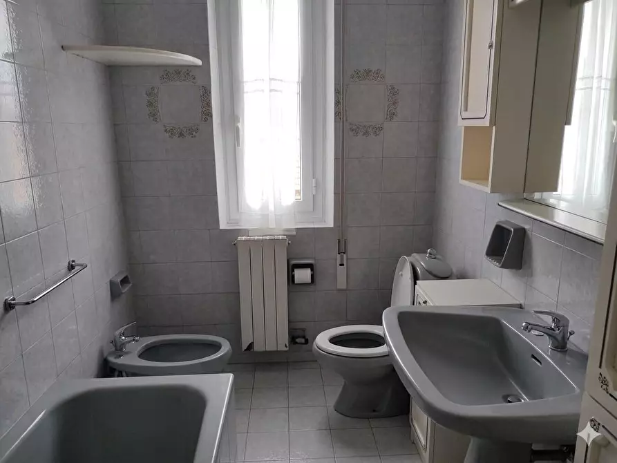 Immagine 27 di Appartamento in vendita  a Massa