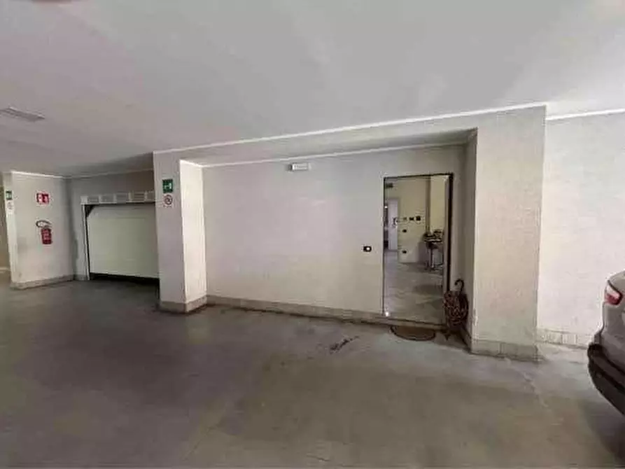 Immagine 6 di Appartamento in vendita  a Garbagnate Milanese