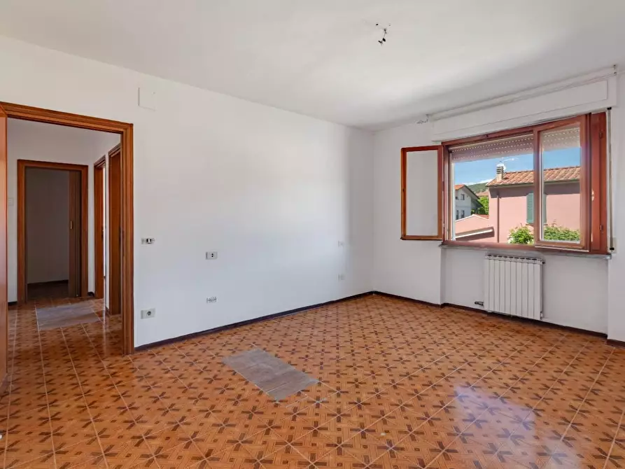 Immagine 14 di Appartamento in vendita  a Vecchiano