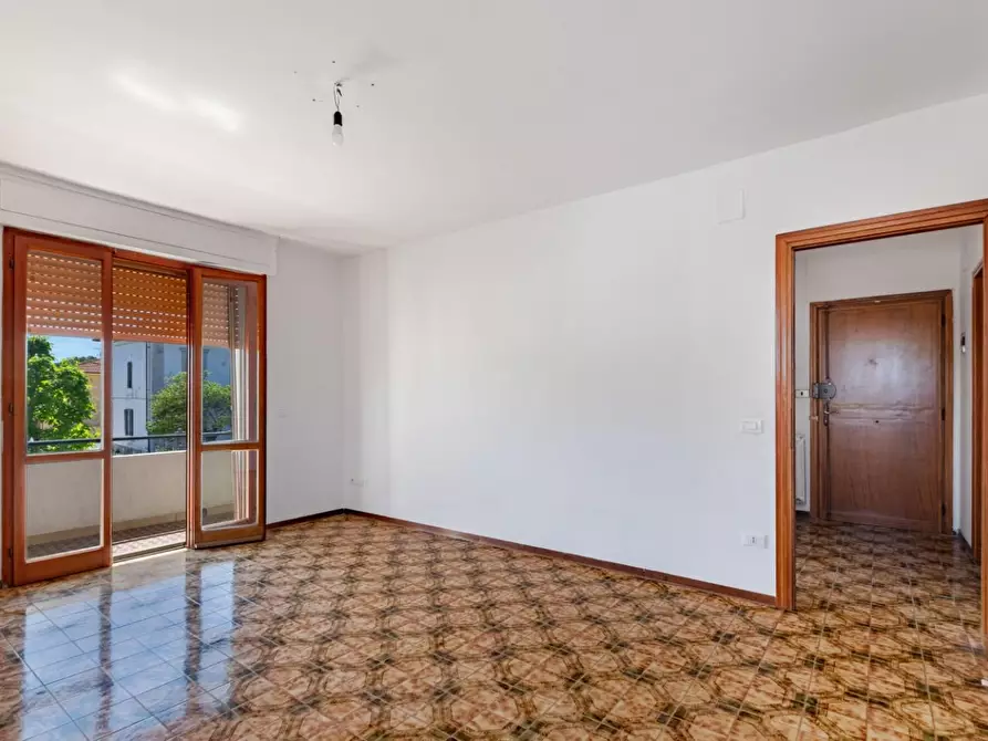 Immagine 3 di Appartamento in vendita  a Vecchiano