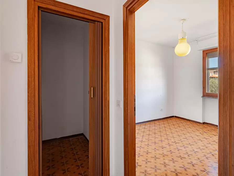 Immagine 17 di Appartamento in vendita  a Vecchiano