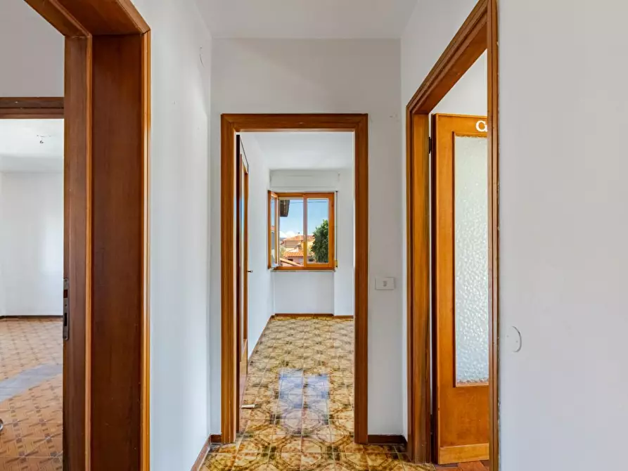 Immagine 8 di Appartamento in vendita  a Vecchiano