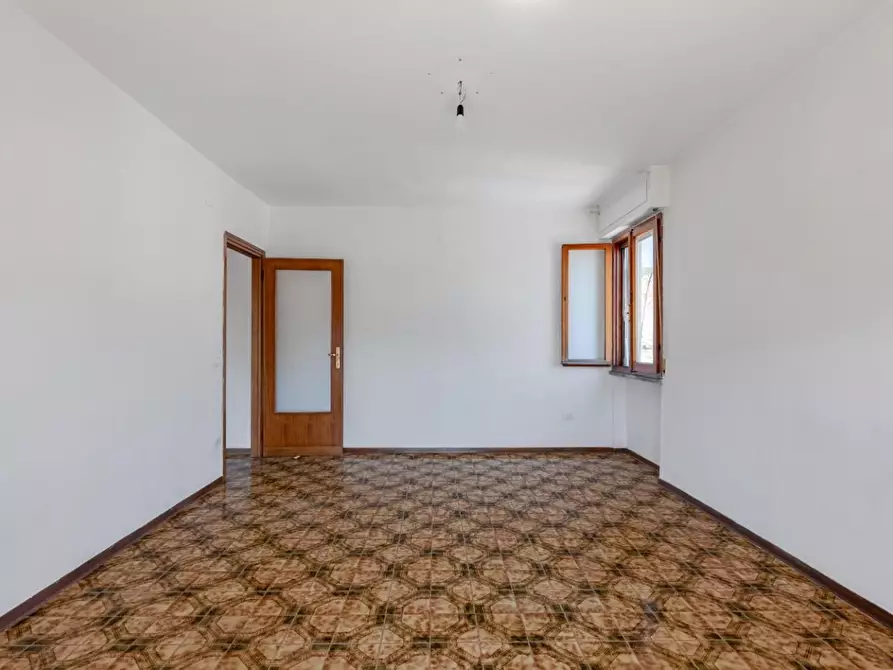 Immagine 4 di Appartamento in vendita  a Vecchiano