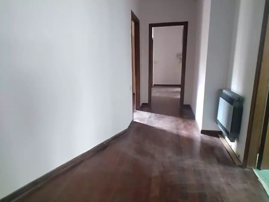 Immagine 7 di Appartamento in vendita  a Carrara