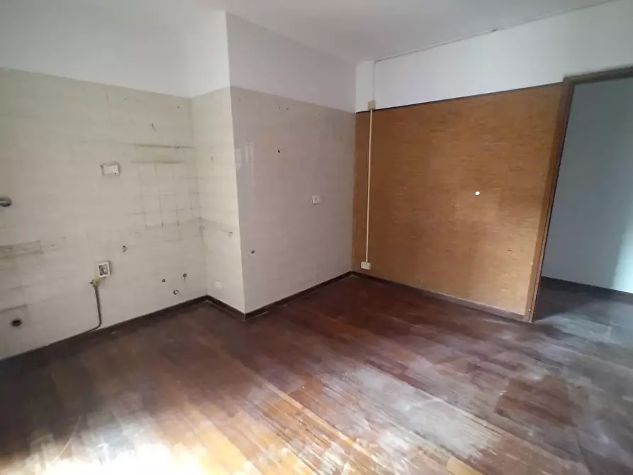 Immagine 5 di Appartamento in vendita  a Carrara