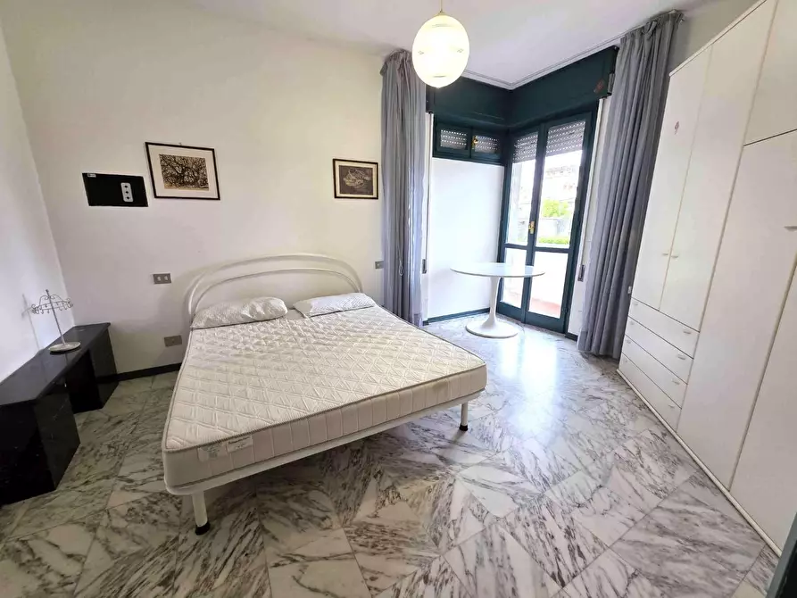 Immagine 9 di Appartamento in vendita  a Massa
