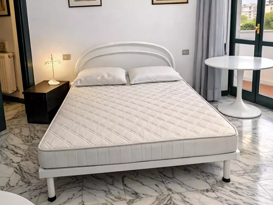 Immagine 14 di Appartamento in vendita  a Massa