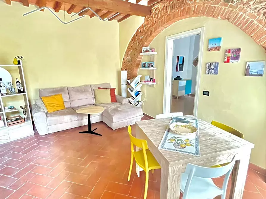Immagine 27 di Appartamento in vendita  a Pisa