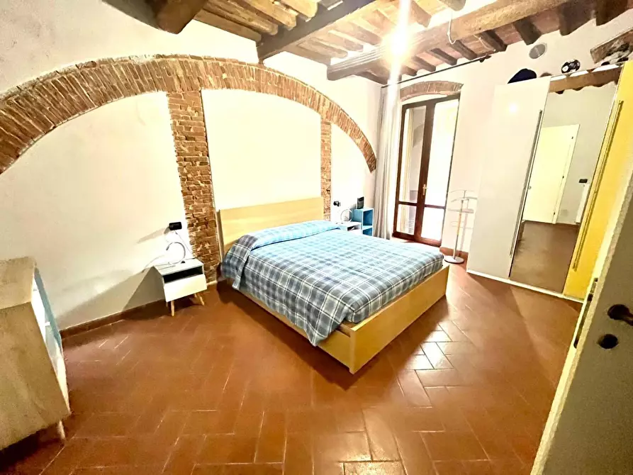 Immagine 12 di Appartamento in vendita  a Pisa