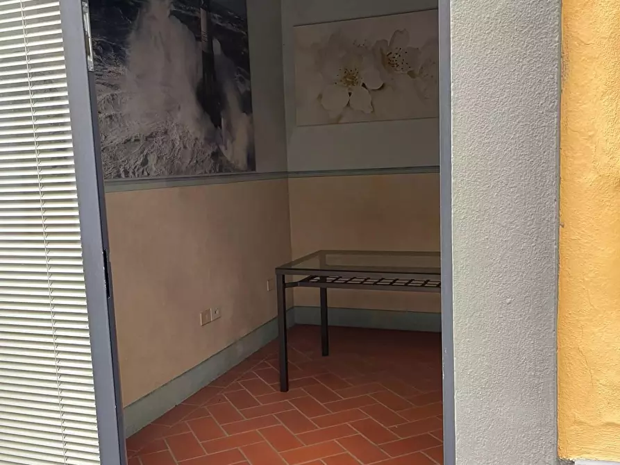 Immagine 3 di Ufficio in affitto  a Santa Croce Sull'arno