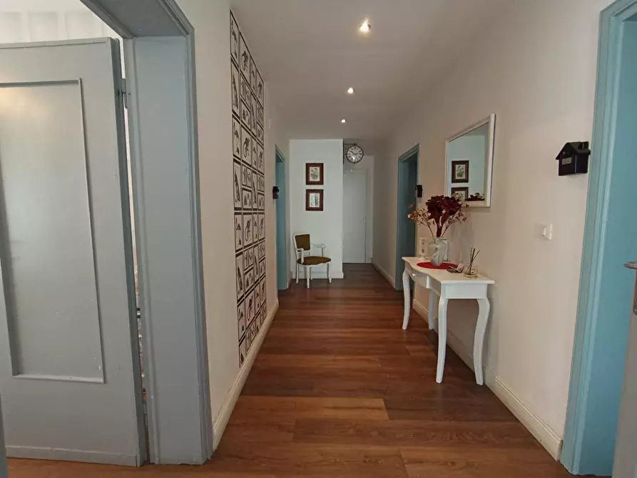 Immagine 51 di Appartamento in vendita  a Pisa