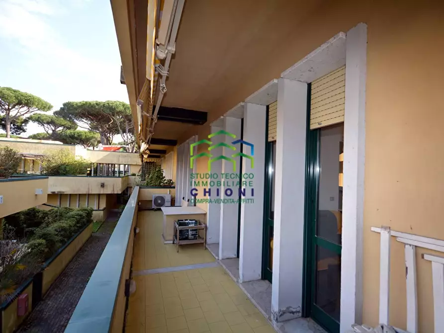 Immagine 28 di Appartamento in vendita  a Montignoso
