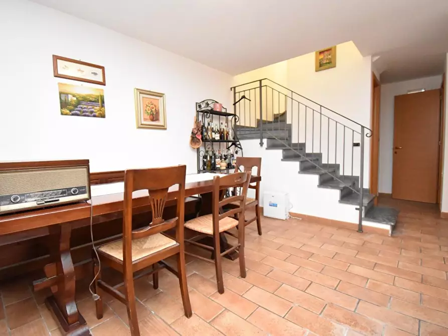 Immagine 17 di Appartamento in vendita  a Camaiore