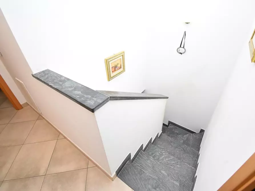Immagine 18 di Appartamento in vendita  a Camaiore