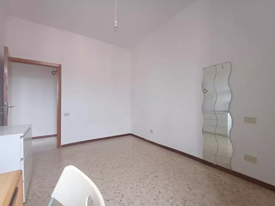 Immagine 18 di Appartamento in vendita  a Siena