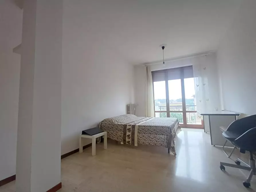 Immagine 10 di Appartamento in vendita  a Siena