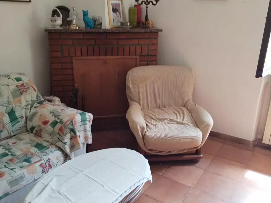 Immagine 11 di Casa indipendente in vendita  a Massa