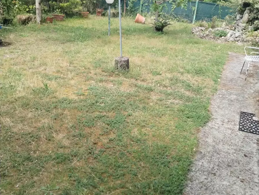 Immagine 6 di Casa indipendente in vendita  a Massa