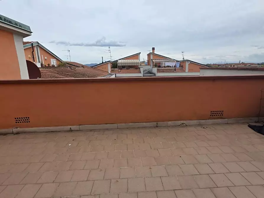Immagine 22 di Appartamento in vendita  a Santa Croce Sull'arno