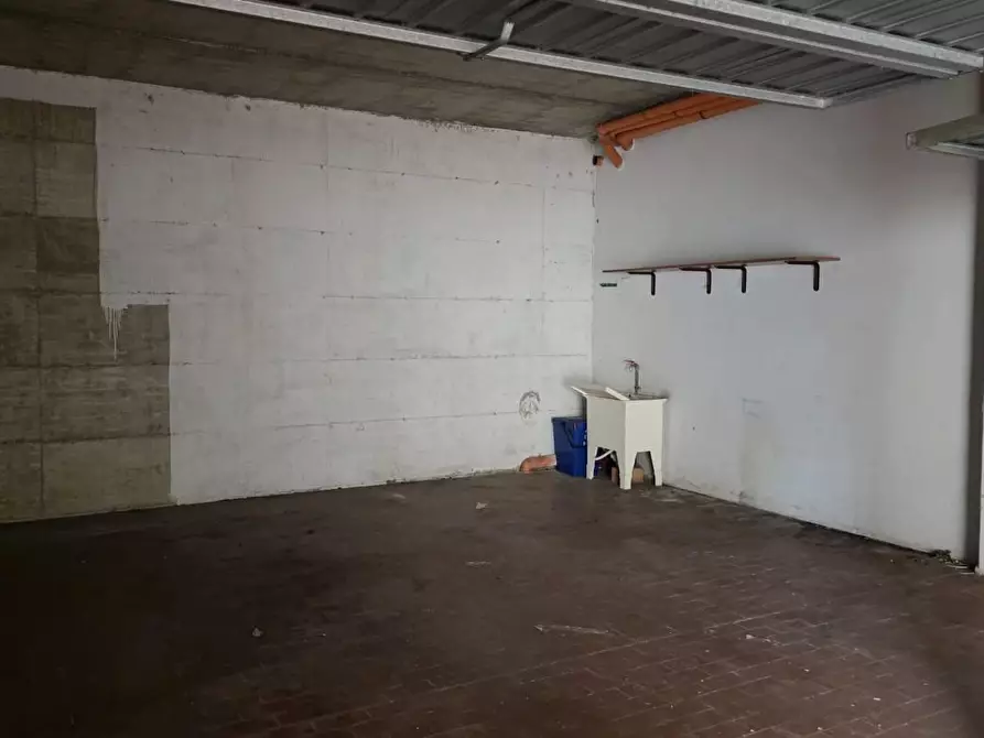 Immagine 23 di Appartamento in vendita  a Santa Croce Sull'arno