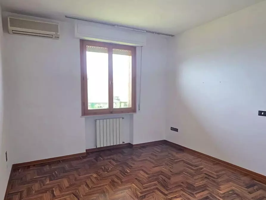 Immagine 17 di Appartamento in vendita  a Santa Croce Sull'arno