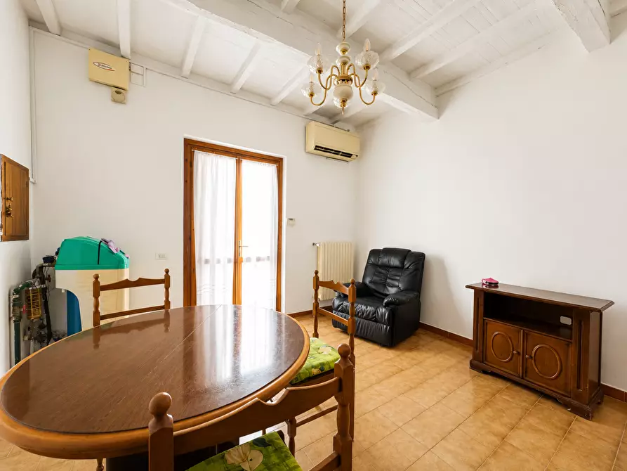 Immagine 4 di Porzione di casa in vendita  a Empoli