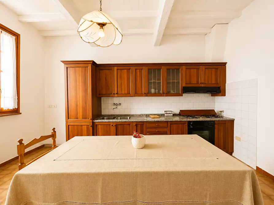 Immagine 8 di Porzione di casa in vendita  a Empoli