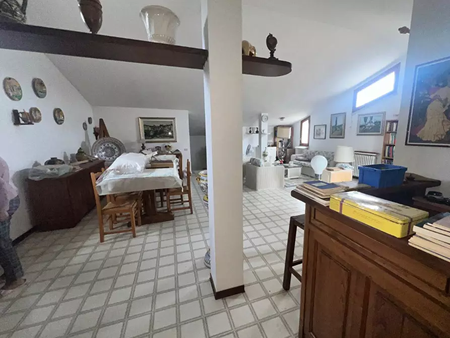 Immagine 25 di Appartamento in vendita  a Montelupo Fiorentino