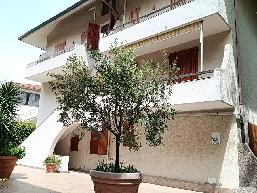 Immagine 1 di Appartamento in vendita  a Rosignano Marittimo