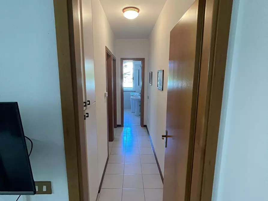 Immagine 5 di Appartamento in affitto  a Camaiore
