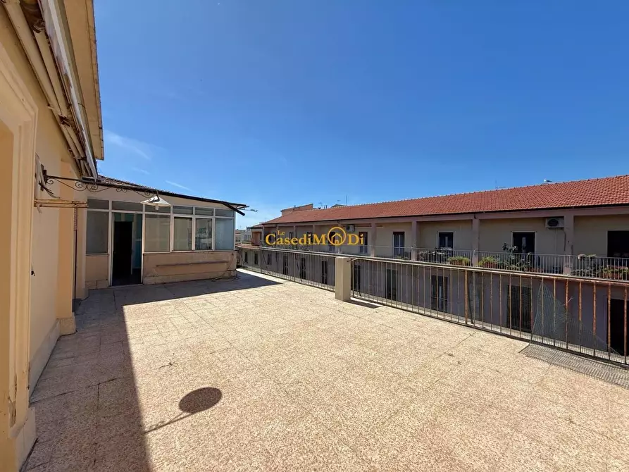 Immagine 22 di Appartamento in vendita  a Livorno