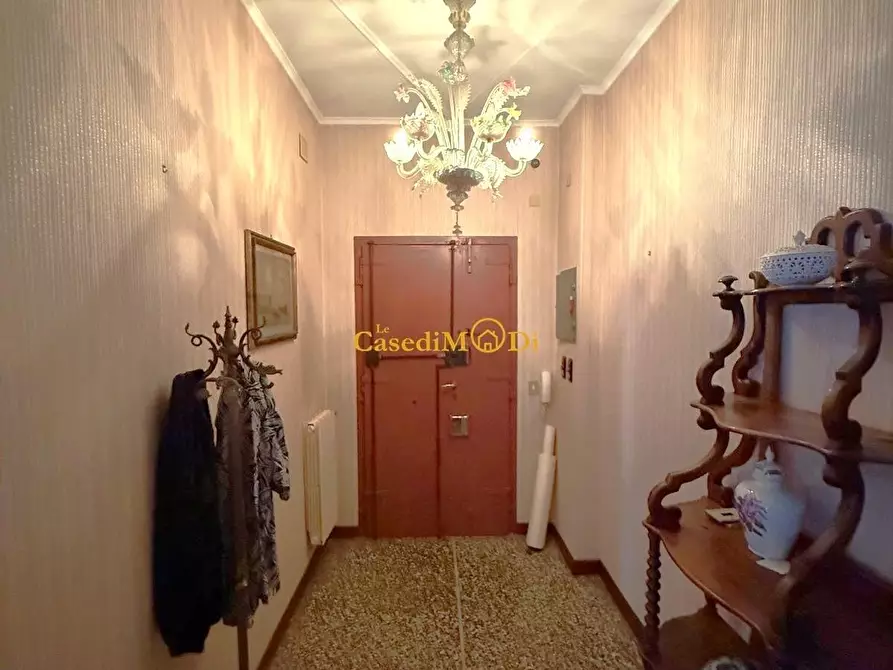 Immagine 30 di Appartamento in vendita  a Livorno