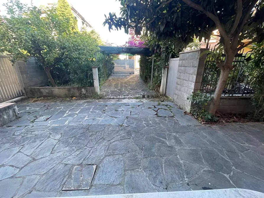 Immagine 6 di Terratetto in vendita  a Carrara