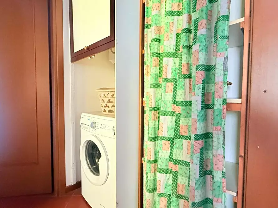 Immagine 8 di Appartamento in vendita  a Massa E Cozzile
