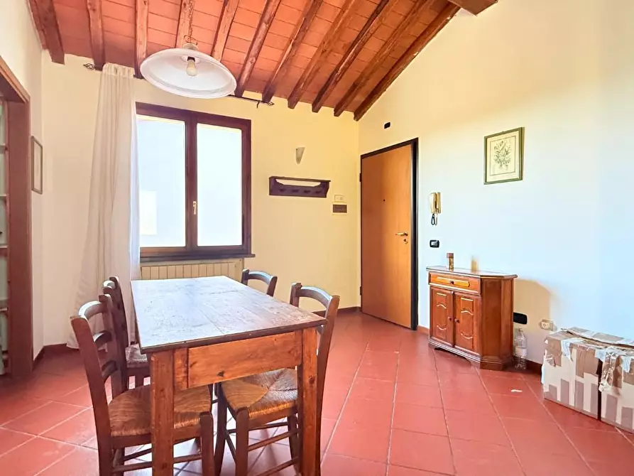 Immagine 5 di Appartamento in vendita  a Massa E Cozzile