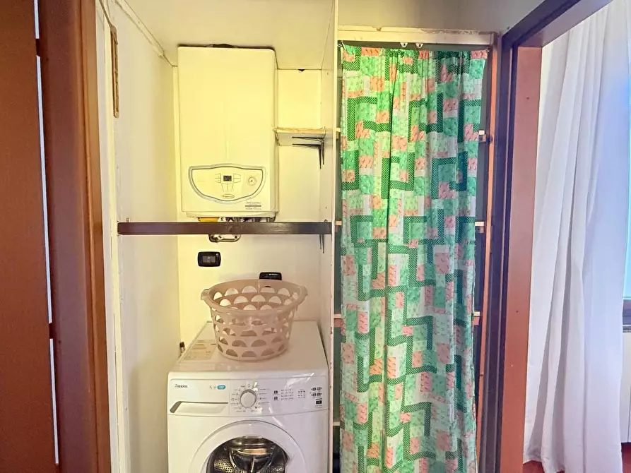 Immagine 9 di Appartamento in vendita  a Massa E Cozzile