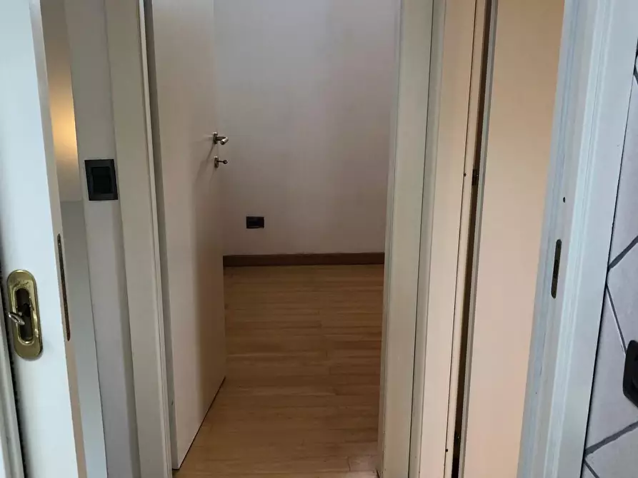 Immagine 25 di Casa semindipendente in vendita  a Carrara