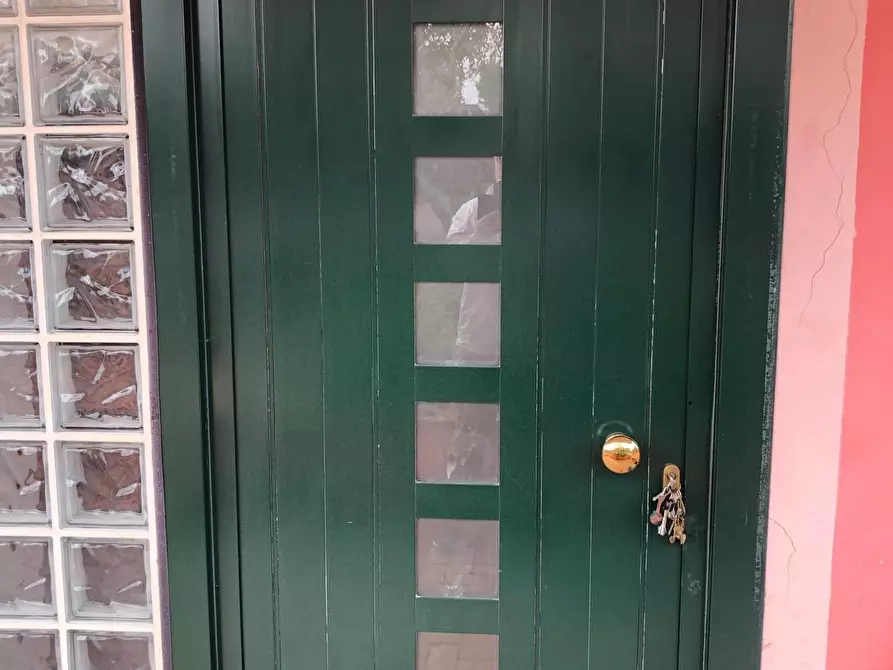 Immagine 11 di Casa semindipendente in vendita  a Carrara