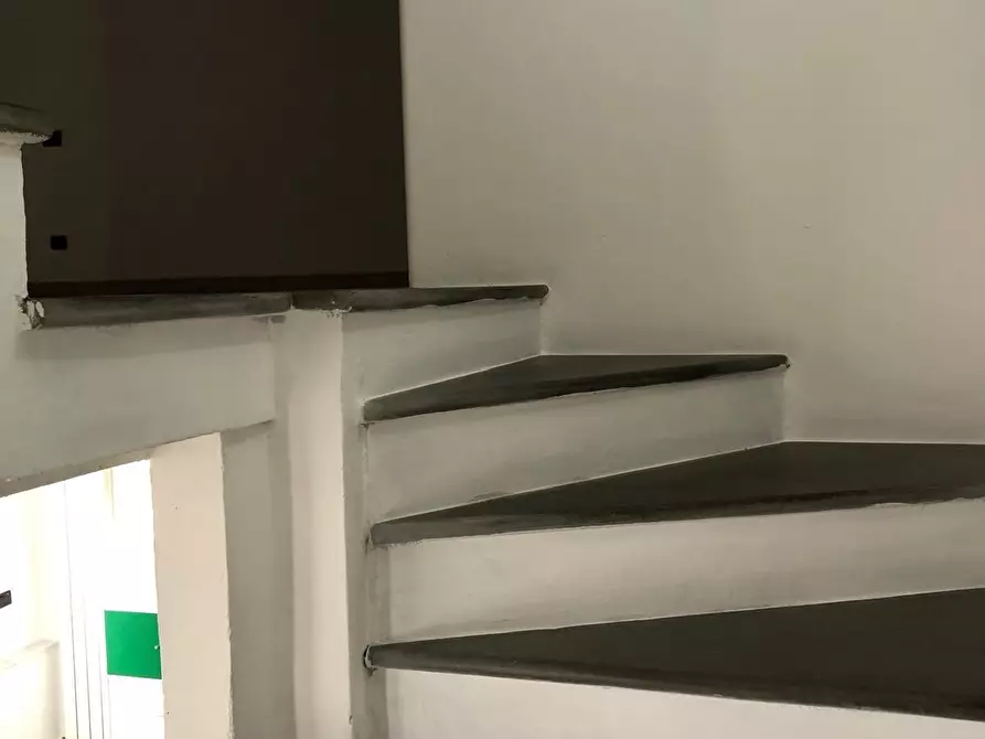 Immagine 18 di Casa semindipendente in vendita  a Carrara