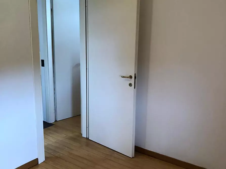 Immagine 24 di Casa semindipendente in vendita  a Carrara
