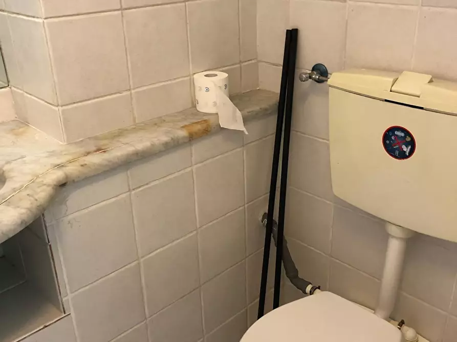 Immagine 17 di Casa semindipendente in vendita  a Carrara