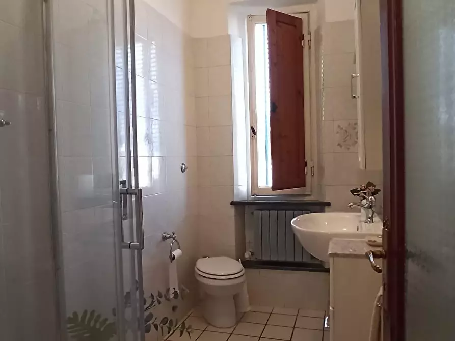 Immagine 10 di Terratetto in vendita  a Lucca